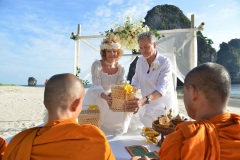 Railay-Phra-Nang-Beach-Buddhist-Blessing_08