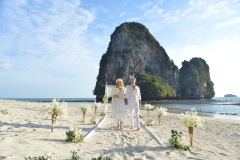 Railay-Phra-Nang-Beach-Buddhist-Blessing_14