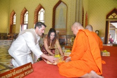 Bangkok-Temple-Buddhist-Blessing-Package-Alicia-David-05_resize