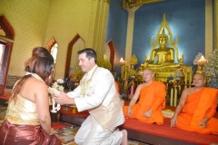 Bangkok-Temple-Buddhist-Blessing-Package-Alicia-David-07_resize