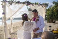 Phuket-Buddhist-wedding-blessing_04