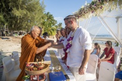 Koh-Samui-Buddhist-Blessing_11