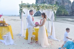 Railay-bay-Thai-Ceremony_14