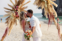 Railay-beach-Thai-Buddhist-wedding-_19