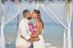 Phi-Phi-Beach-Wedding-Ceremony-Package-Fernanda-Thiago-59