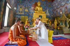 Krabi-White-temple-Buddhist-Blessing_03