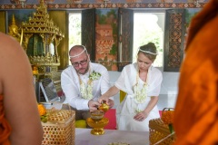 Krabi-White-temple-Buddhist-Blessing_04