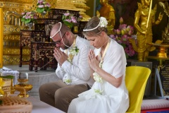 Krabi-White-temple-Buddhist-Blessing_06