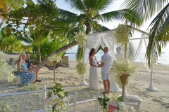 1_Samui-Beach-Wedding-Ceremony-Package-Laura-Luke-08