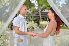 1_Samui-Beach-Wedding-Ceremony-Package-Laura-Luke-17