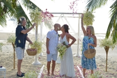 1_Samui-Beach-Wedding-Ceremony-Package-Laura-Luke-33