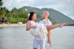 1_Samui-Beach-Wedding-Ceremony-Package-Laura-Luke-46