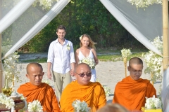 1_Krabi-Beach-Buddhist-Blessing-Package-Laura-Paulo-16