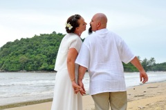 Phuket-Beach-Wedding-Ceremony-Package-Lesa-Marcus-06_resize