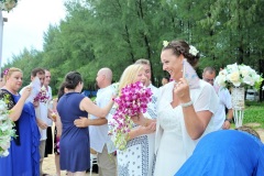 Phuket-Beach-Wedding-Ceremony-Package-Lesa-Marcus-29_resize