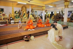 1_Phuket-Temple-Buddhist-Blessing-Ceremony-Package-Lili-Nikolay-21