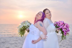 Pattaya-Beach-Wedding-Same-Sex-Marriage-Lisa-Zara-19_resize