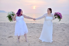 Pattaya-Beach-Wedding-Same-Sex-Marriage-Lisa-Zara-22_resize