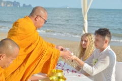 1_Krabi-Beach-Buddhist-Blessing-Package-Maria-Vlad-24