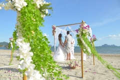 1_Krabi-Beach-Wedding-Ceremony-Package-Maria-Willians-16