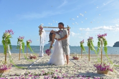 1_Krabi-Beach-Wedding-Ceremony-Package-Maria-Willians-30