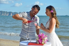 1_Krabi-Beach-Wedding-Ceremony-Package-Maria-Willians-36