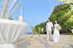 1_Koh-Nok-Beach-Wedding-Package-Marina-Fabio-10