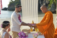 1_Railay-Bay-Buddhist-Blessing-Package-Mayara-Ramon-20