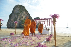 1_Railay-Bay-Buddhist-Blessing-Package-Mayara-Ramon-28