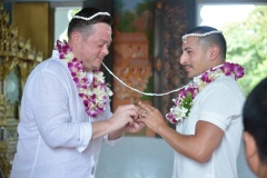 Same-sex-Buddhist-Blessing_06