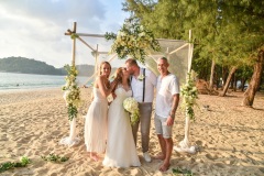 Phuket-Beach-wedding-ceremony_11