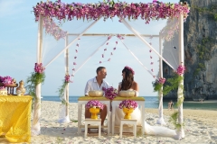 1_Railay-Bay-Thai-Wedding-Ceremony-Package-Monika-Gary-15