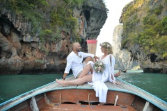 Phra-nang-beach-Railay-bay-wedding_02