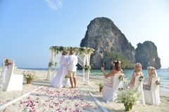 Phra-nang-beach-Railay-bay-wedding_06