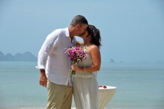 1_Krabi-Beach-Renewal-Vows-Ceremony-Package-Tessa-Ron-04