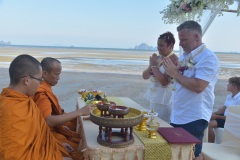 Krabi-beach-Biddhist-Blessing