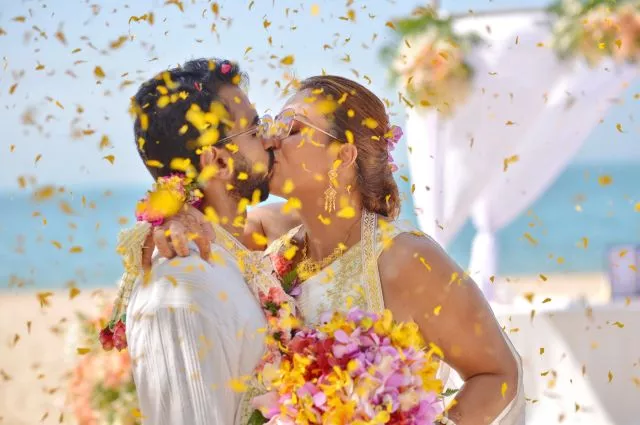 640×425-crop-80-pattaya-beach-buddhist-blessing-ceremony-package-samantha-mohammed