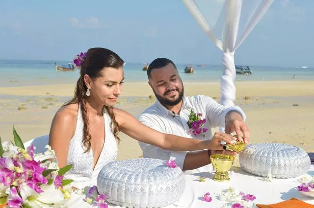 640×425-crop-80-koh_tao_wedding_knot