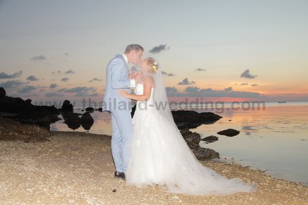Koh-Phangan-Beach-Wedding-Package-Lianne-Sander-24