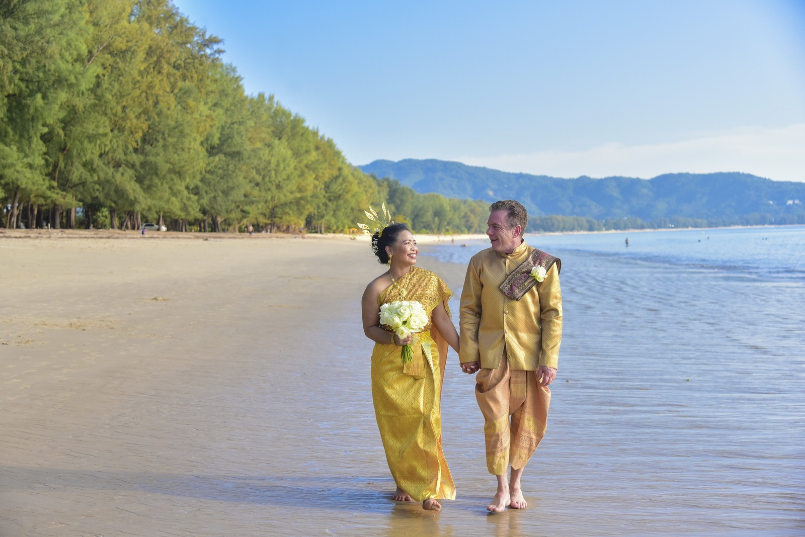 Buddhist_ceremony_phuket_Cheryl and Demarco 5