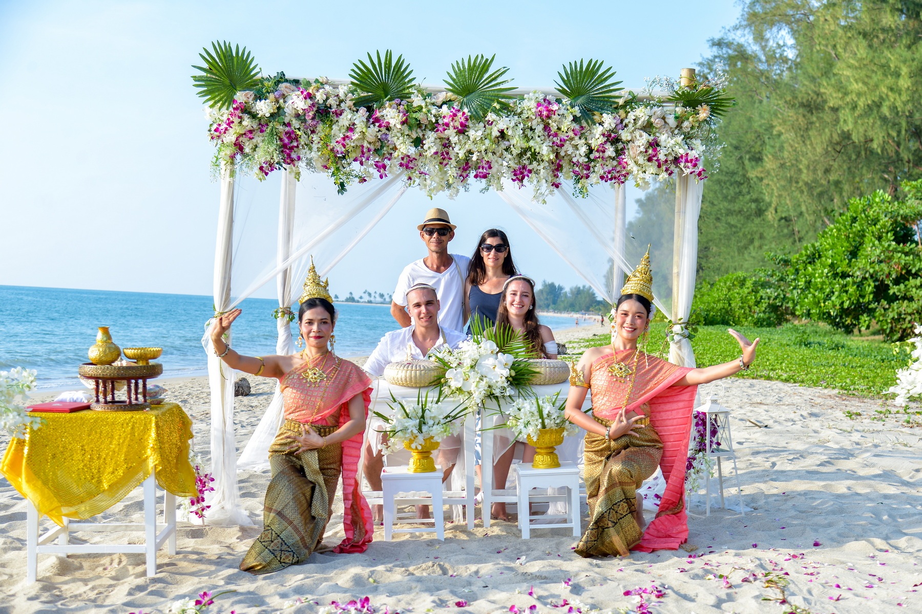Thai ceremony Khaolak Astrid and Ralph 3