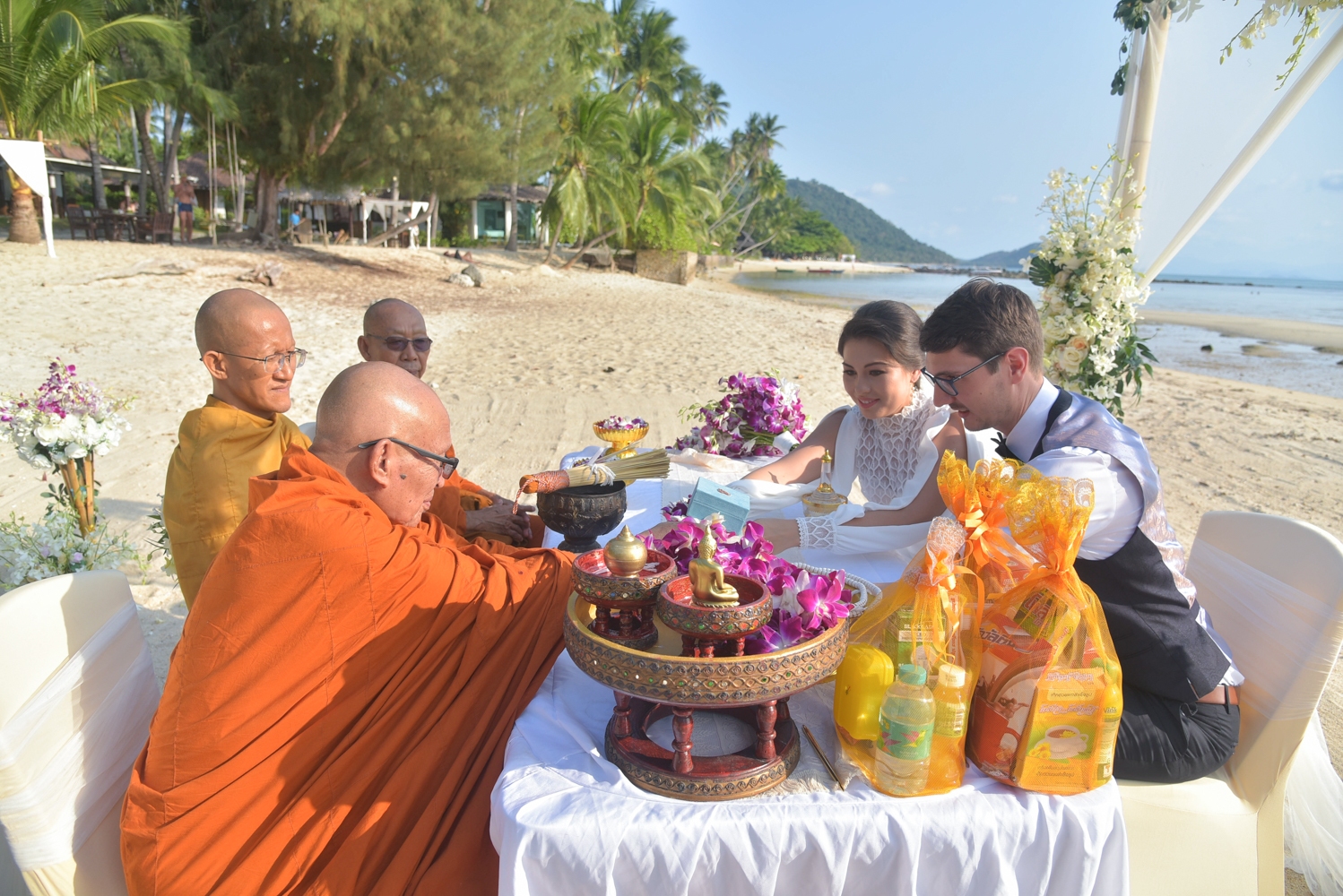 Thai ceremony Koh Samui Johannes and Chilly 3