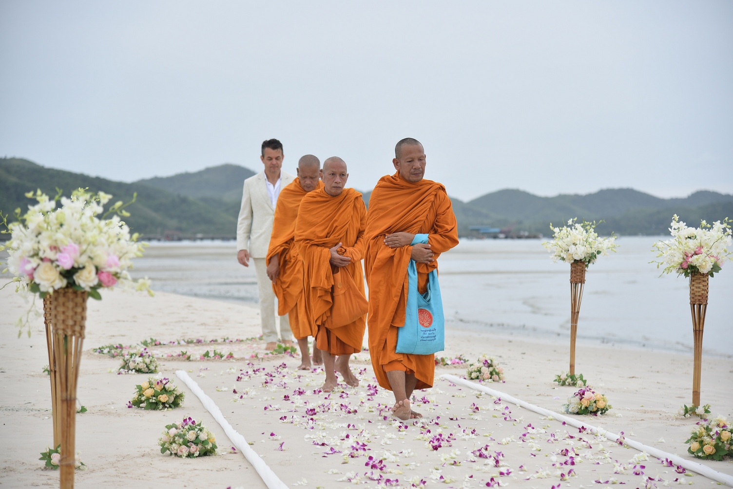 Thai ceremony Koh Yao Nine and Sandro 5