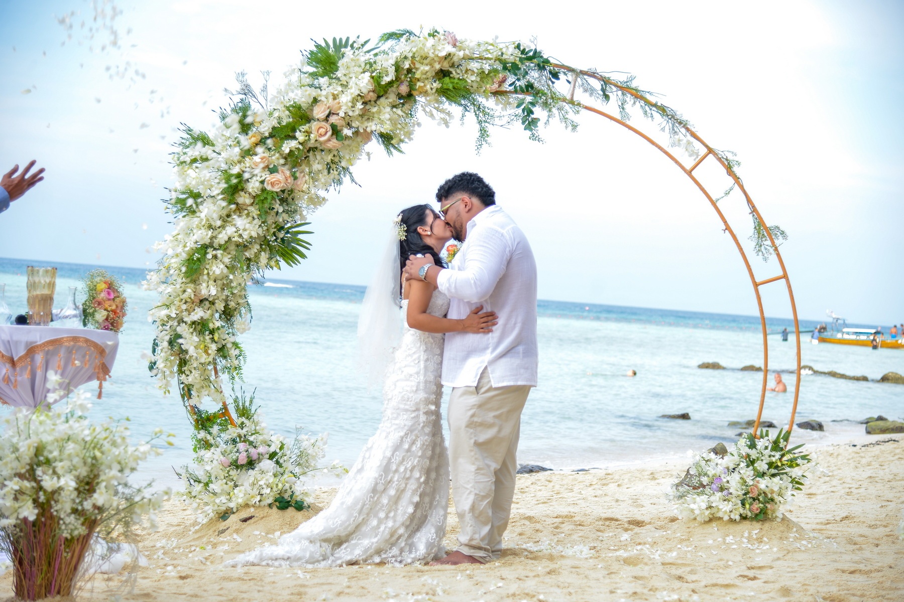 Western ceremony Phi Phi Island Sunan and Diego 4