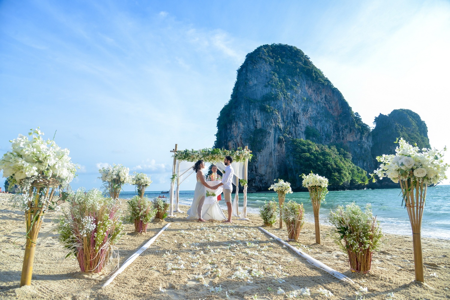 Western ceremony Railay Bay Renata and Jonatas 3